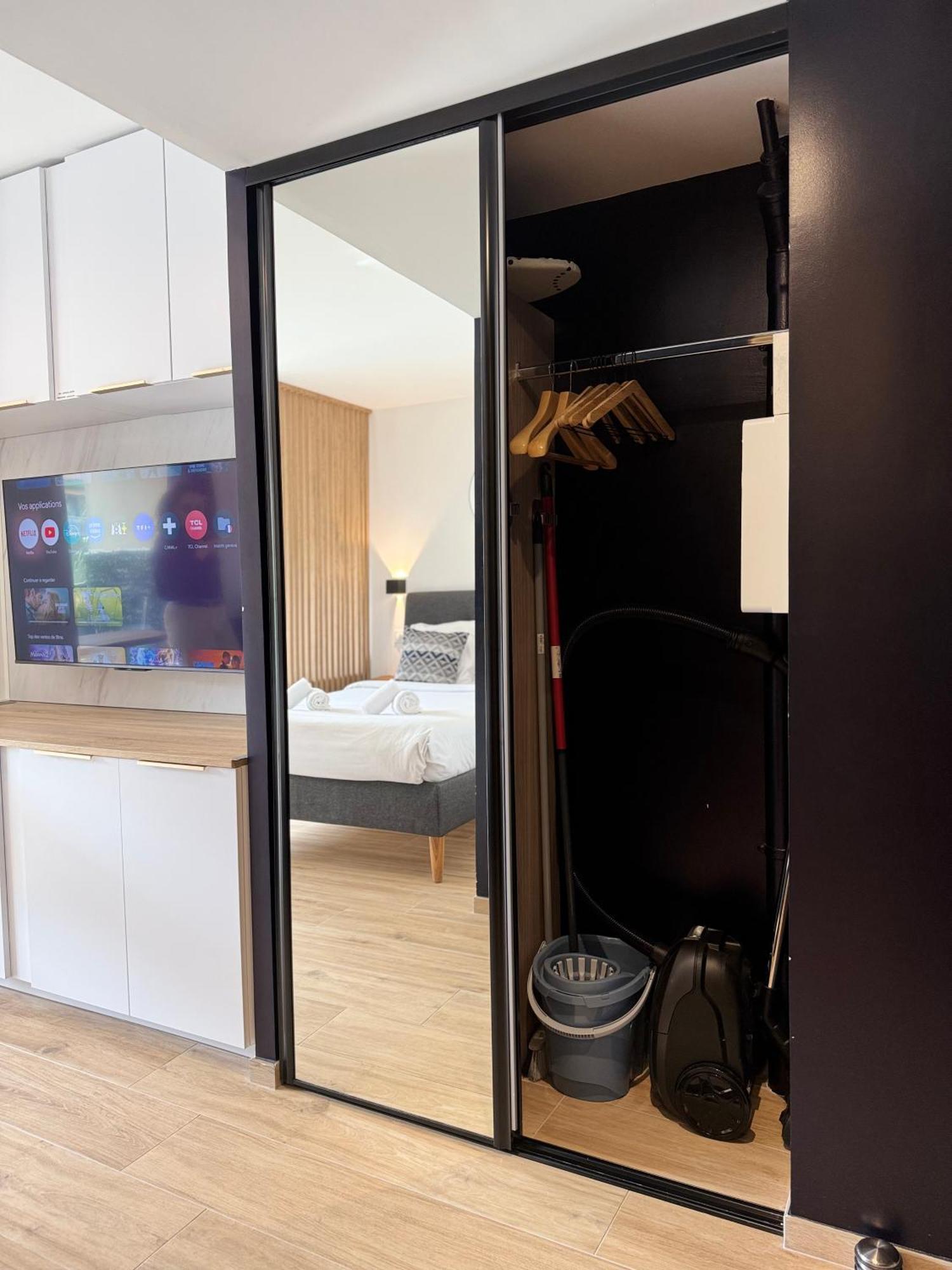 Cosy Appartement, Centre-Ville Cannes, Terrasse, Clim Ngoại thất bức ảnh