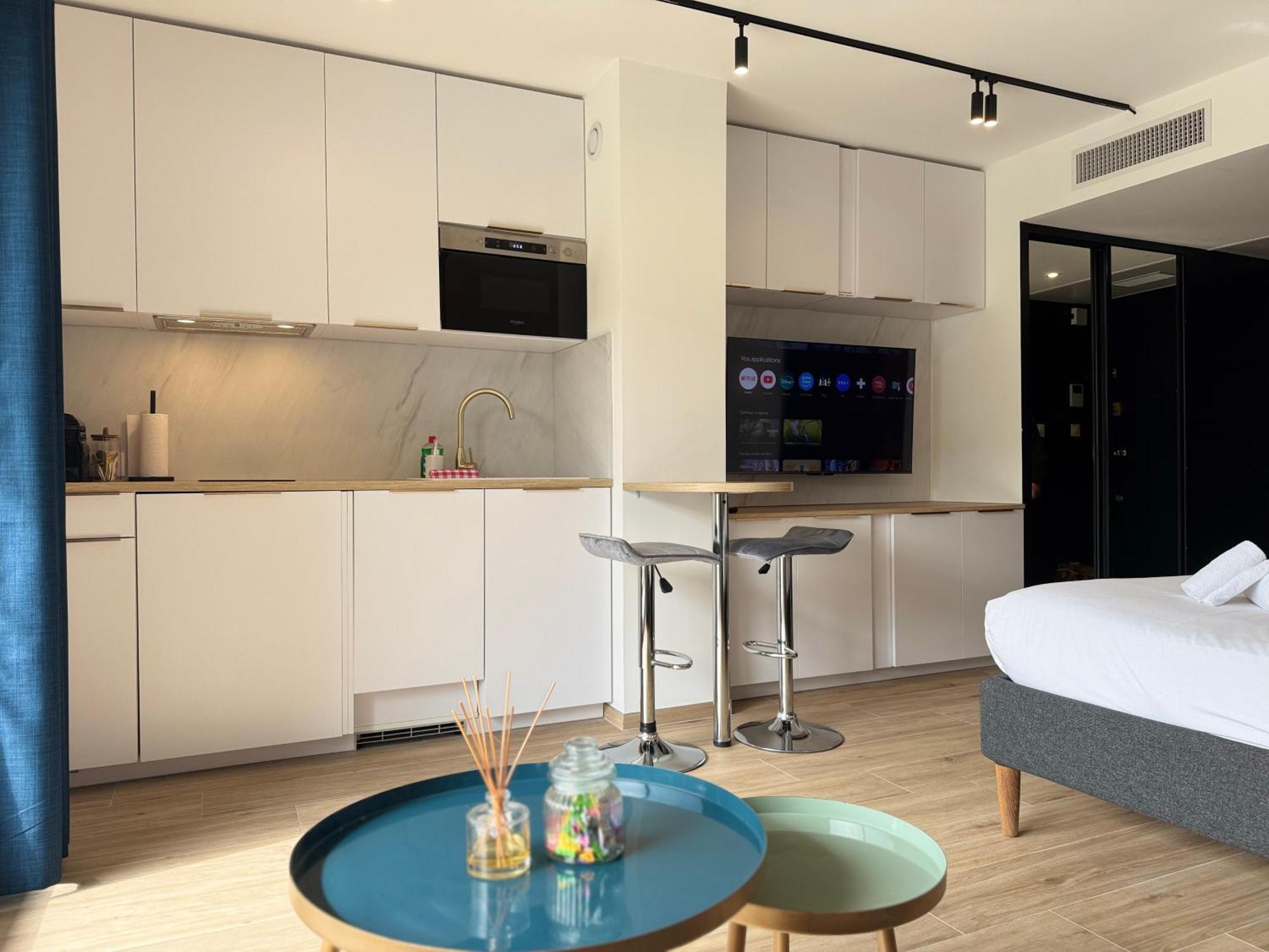 Cosy Appartement, Centre-Ville Cannes, Terrasse, Clim Ngoại thất bức ảnh