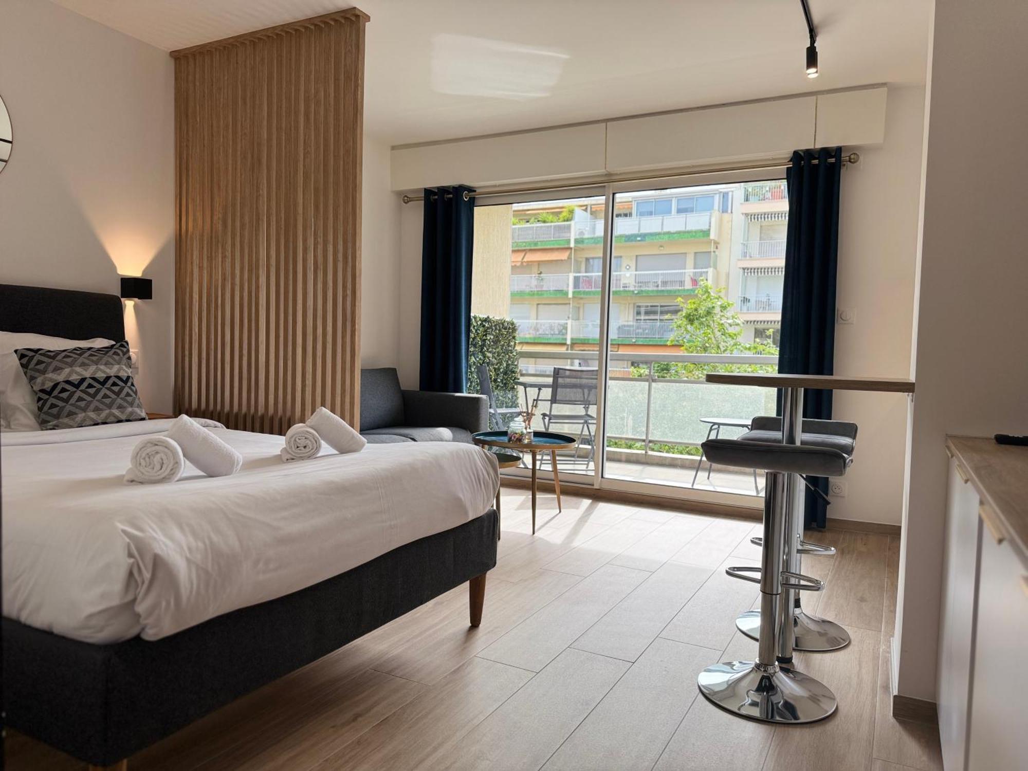 Cosy Appartement, Centre-Ville Cannes, Terrasse, Clim Ngoại thất bức ảnh